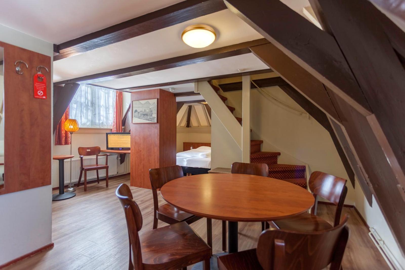A-Train Hotel