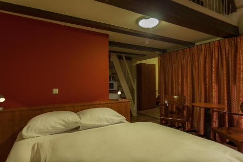 A-Train Hotel image 23